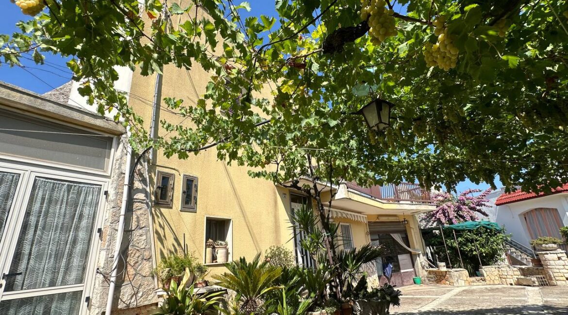 Casa indipendente e trulli