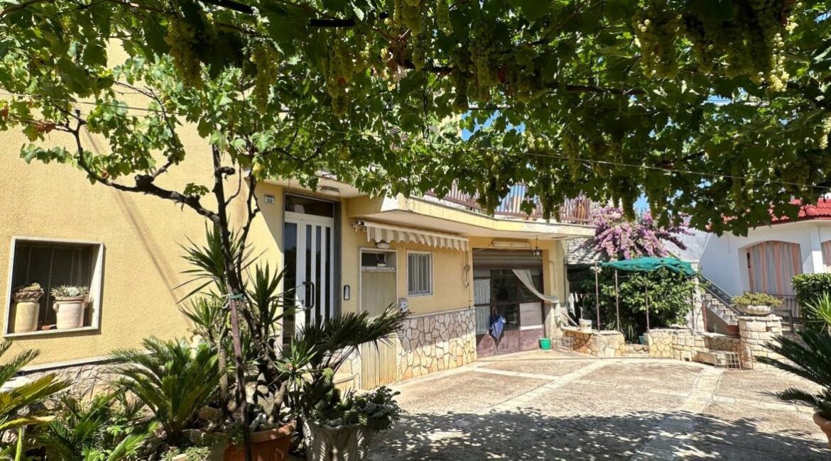 Casa indipendente e trulli