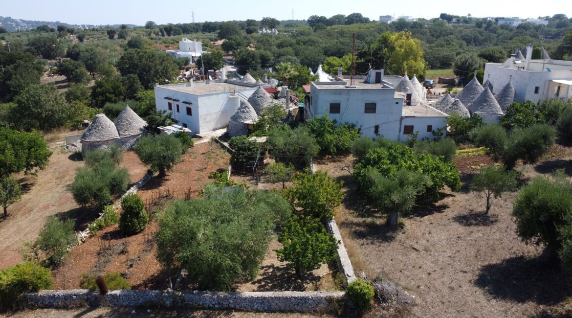 Casa indipendente e trulli
