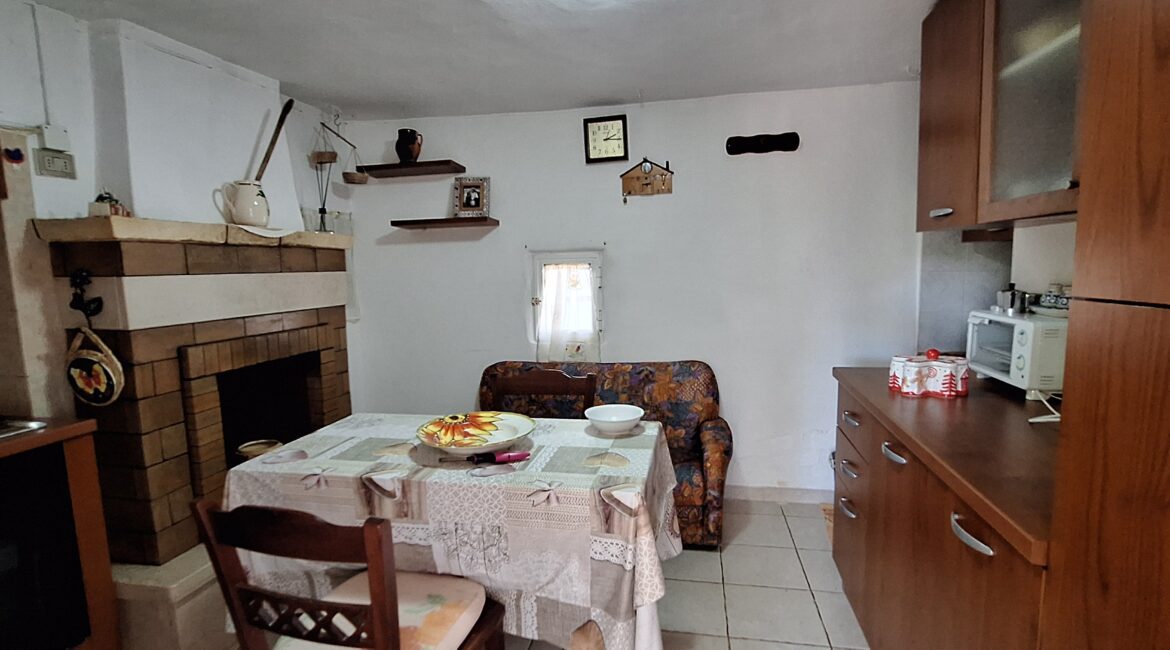 Casa indipendente con trulli