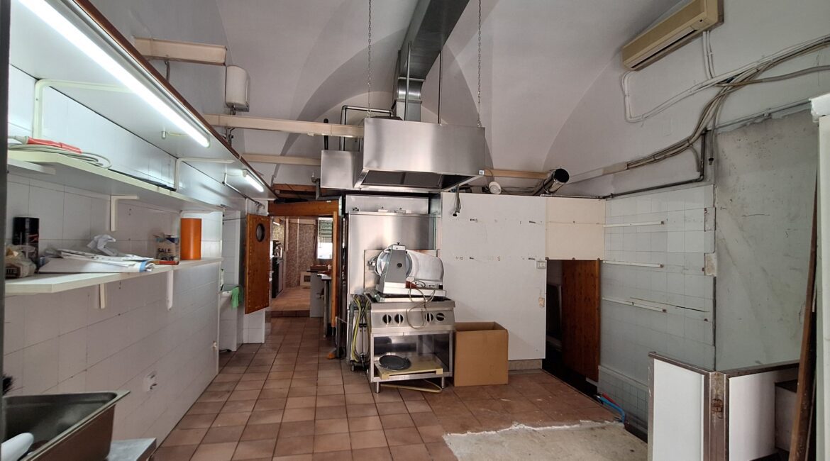 Locale commerciale