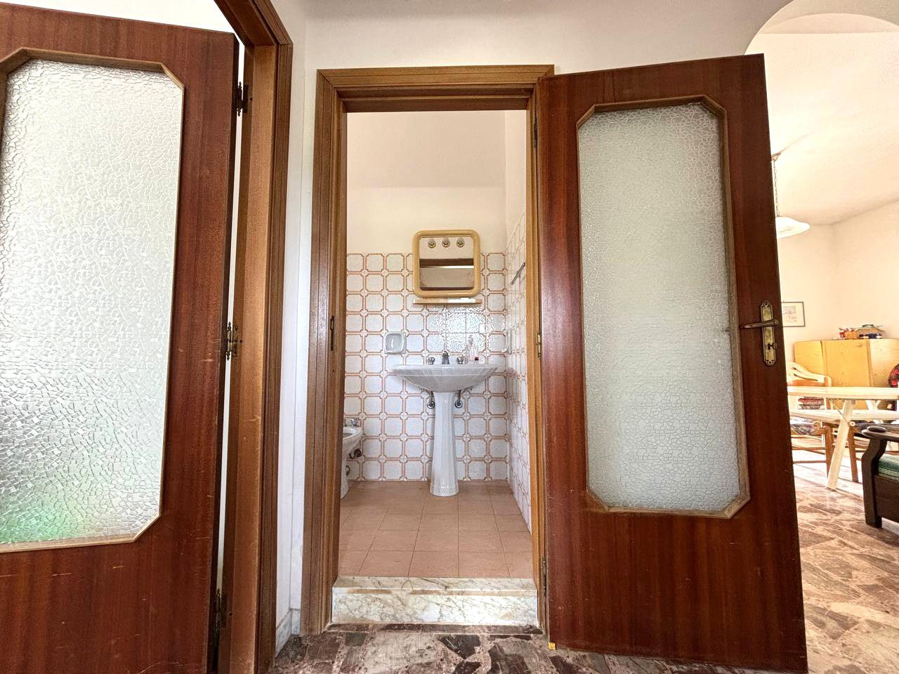 5895667144857864857