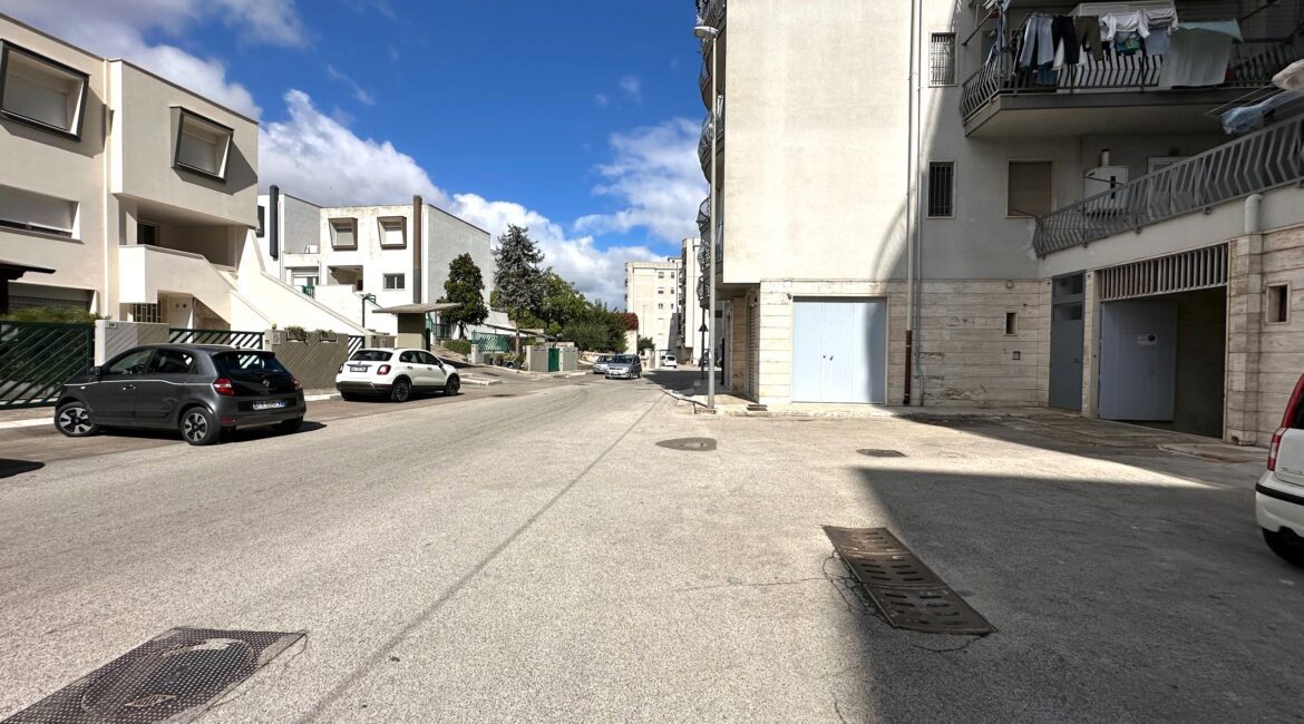Locale commerciale