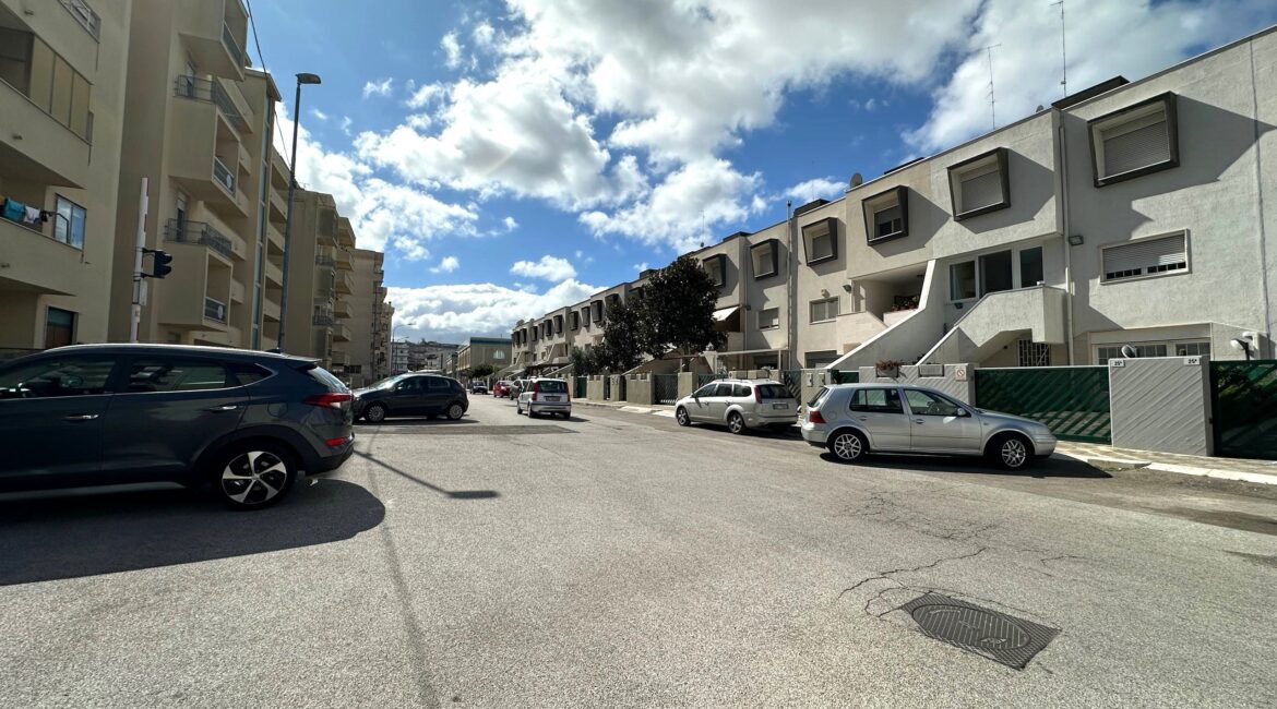 Locale commerciale