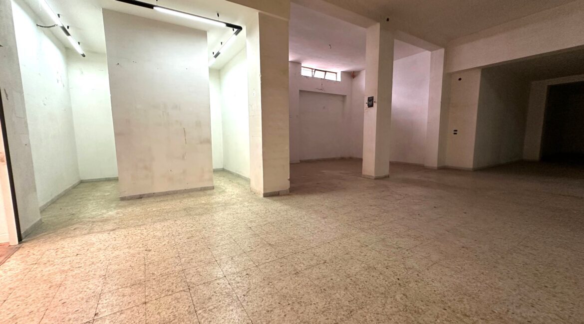Locale commerciale