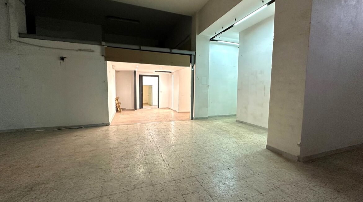 Locale commerciale