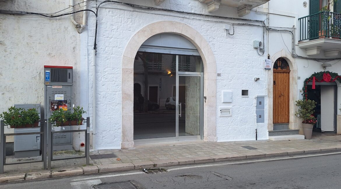 Locale commerciale