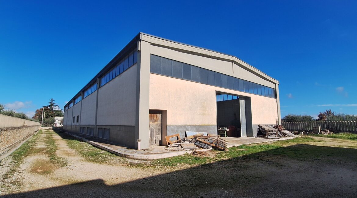 Capannone industriale