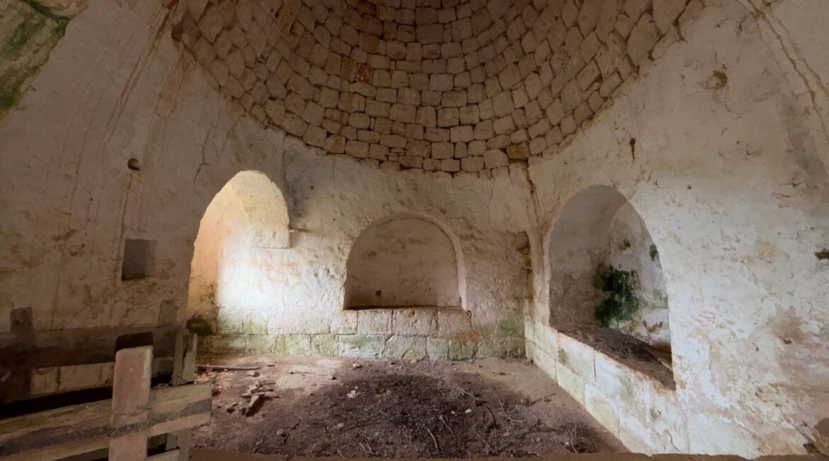 Trullo con Terreno
