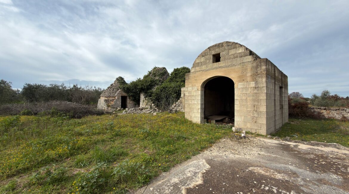 Trullo con Terreno