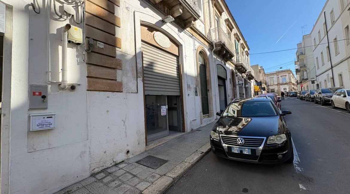 Locale commerciale