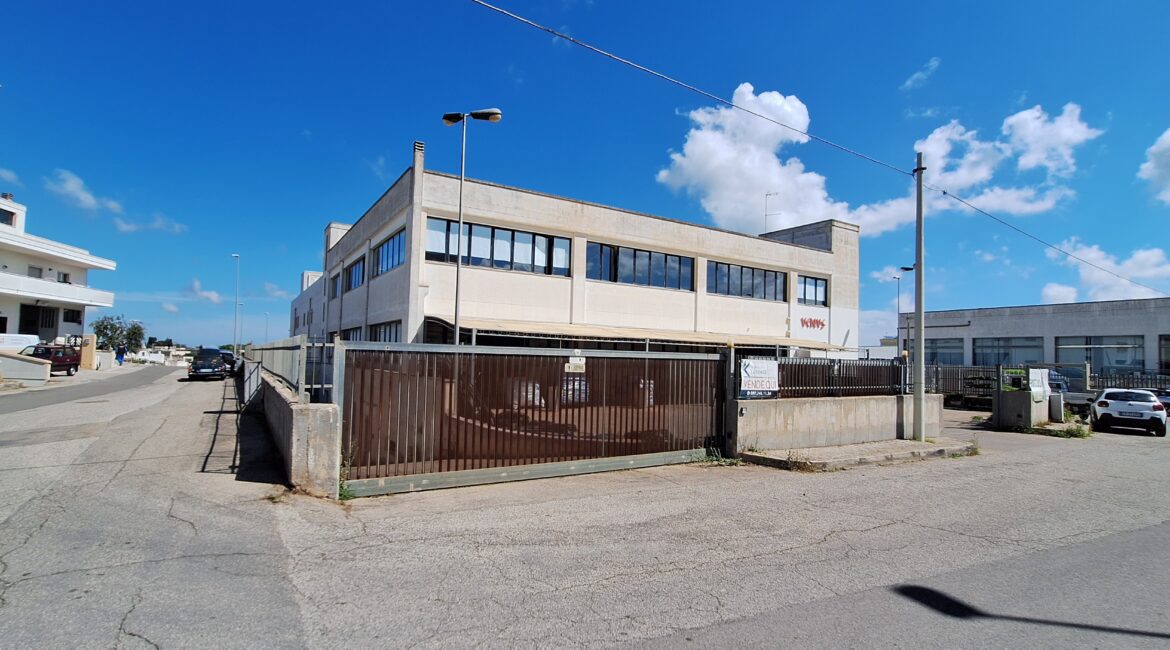 Capannone industriale