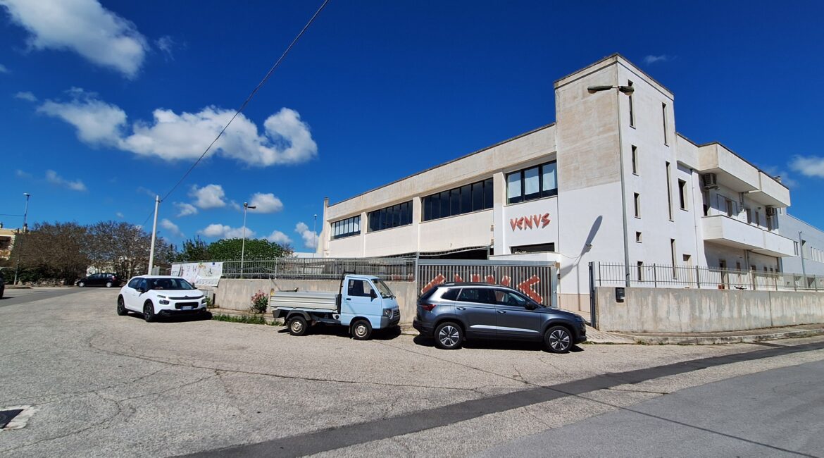 Capannone industriale