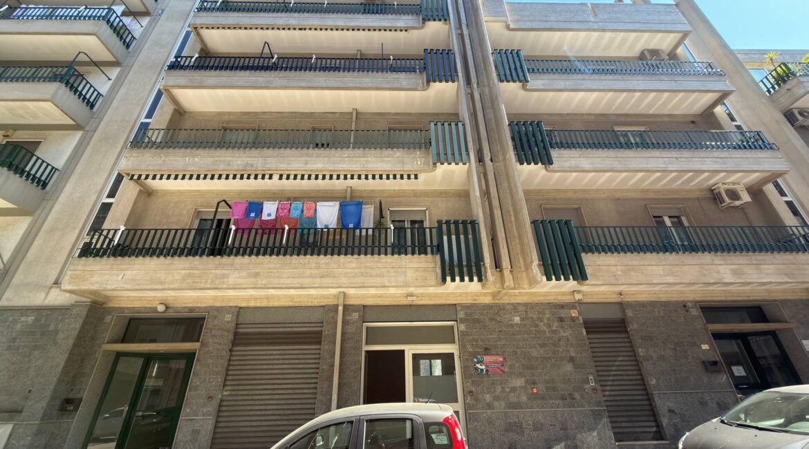 Locale commerciale