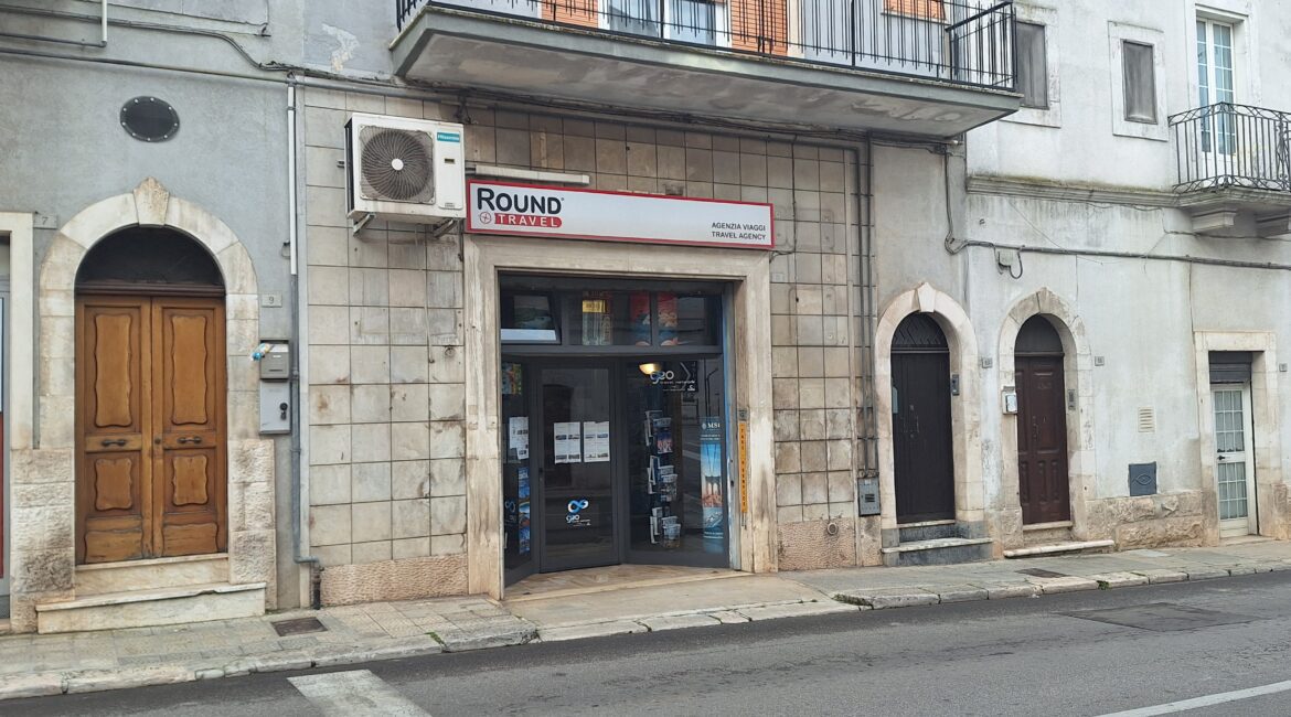 Locale commerciale