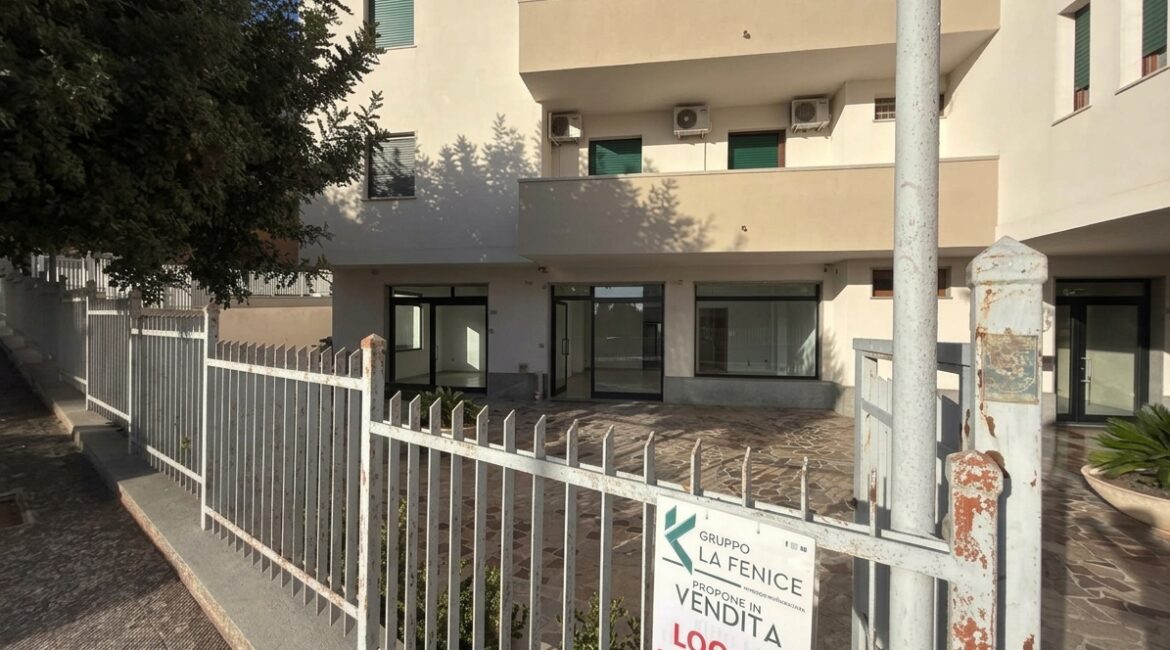 Locale commerciale