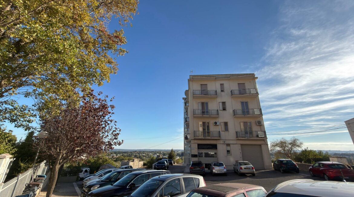 Locale commerciale