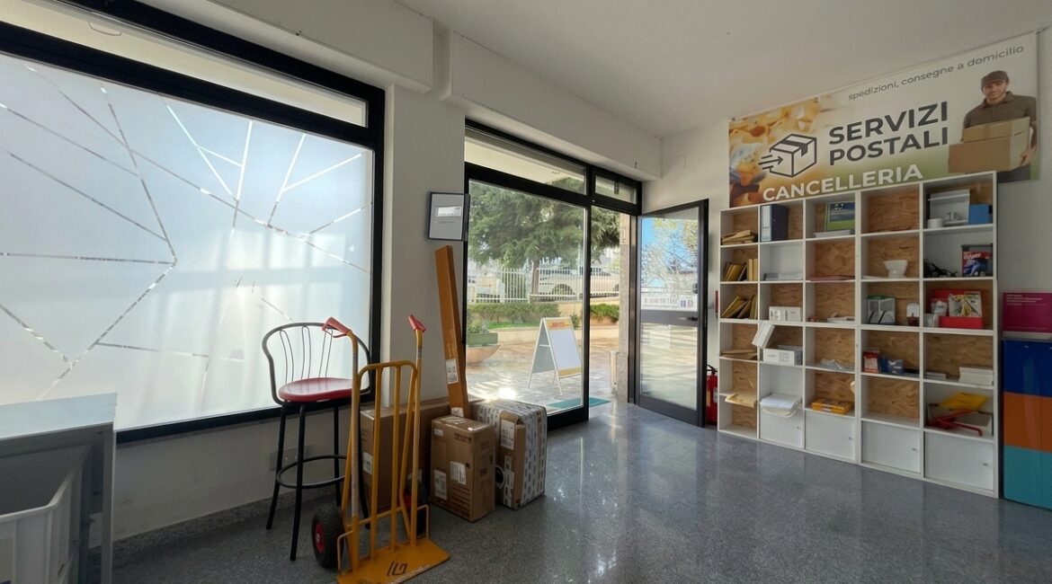 Locale commerciale