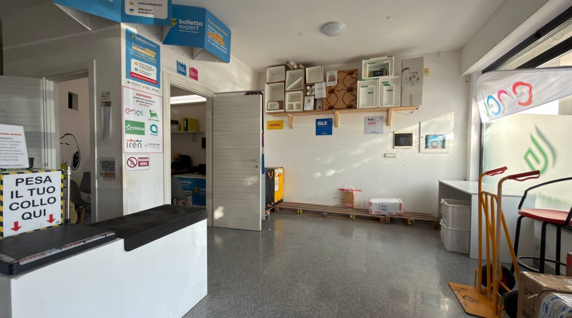Locale commerciale