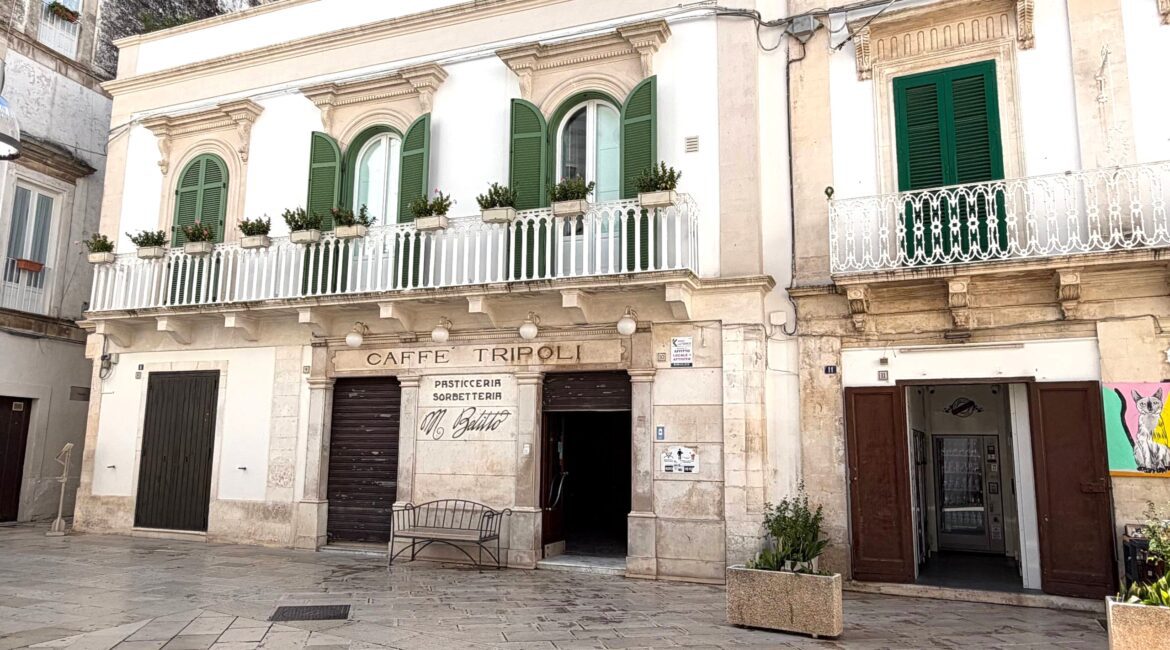 Locale commerciale